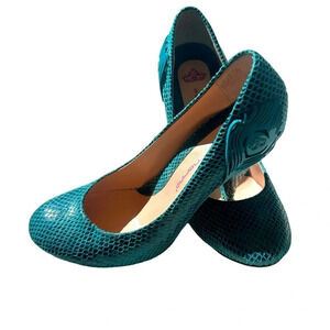 Fornarina pumps excellent condition size 39  (8.5-9)